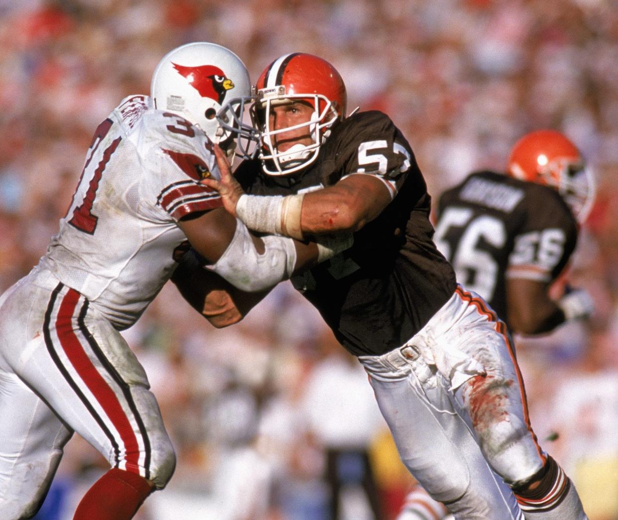 1987: Linebacker Clay Matthews #57 of the Cleveland Browns in action during an 1987 NFL game against the Phoenix Cardinals. The Browns defeated the Cardinals 29-21. (Photo by Mike Powell/Getty Images)