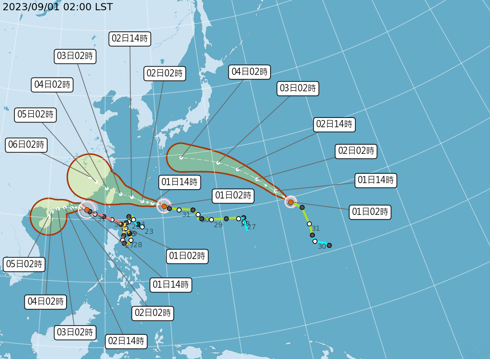 太平洋上3颱共舞，蘇拉颱風（左起）已經在今天凌晨減弱為中度颱風，遠離台灣；而輕颱海葵則轉向直撲台灣而來，另一個輕颱「鴻雁」對台幾無影響。   圖：中央氣象局／提供