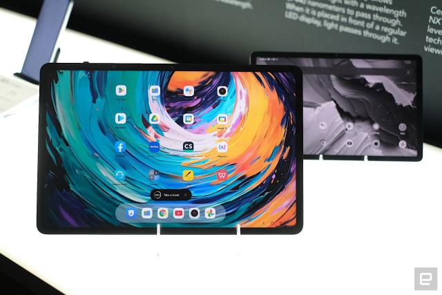 TCL's 'pro' 14-inch tablet switches between standard and e-reader modes at  CES 2024