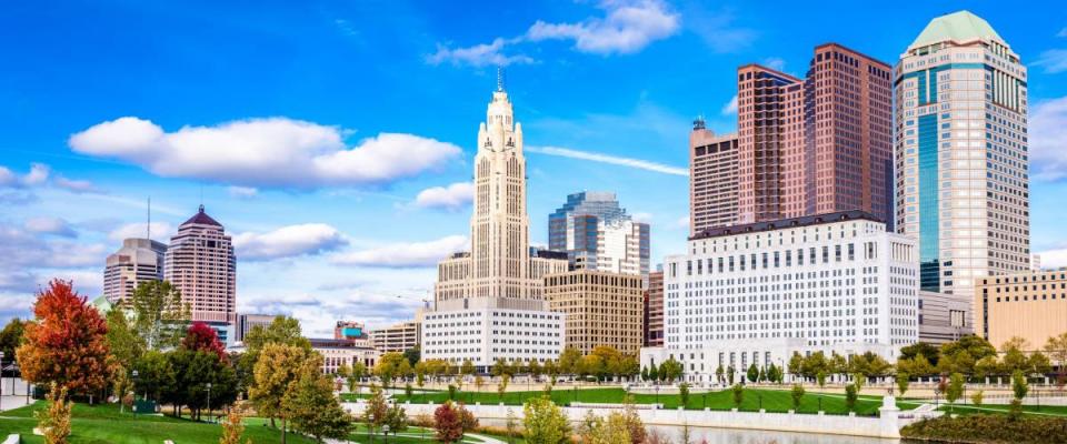 Columbus, Ohio, USA skyline on the Scioto River.