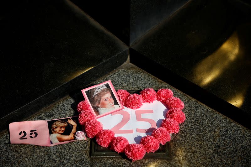 Royal fans mark the 25th death anniversary of Princess Diana in Paris