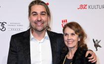 Sein Vater erteilte ihm Geigenunterricht, seine Mutter gab ihm den Namen: Als er acht Jahre alt war, entschieden die Dove-Marie Garrett und ihr Mann, ihren Sohn nicht als David Bongartz, sondern unter als David Garrett auftreten zu lassen, da der Name geläufiger klang als Bongartz. (Bild: Tristar Media/Getty Images)