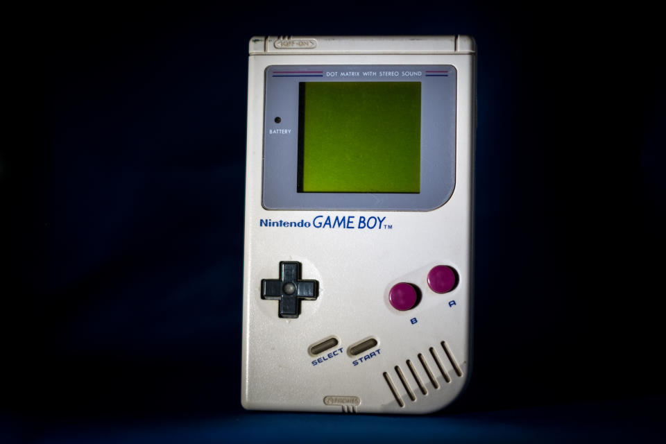 Der Game Boy erblickte 1989 das Licht der Welt (Bild: Andrea Ronchini/NurPhoto via Getty Images)