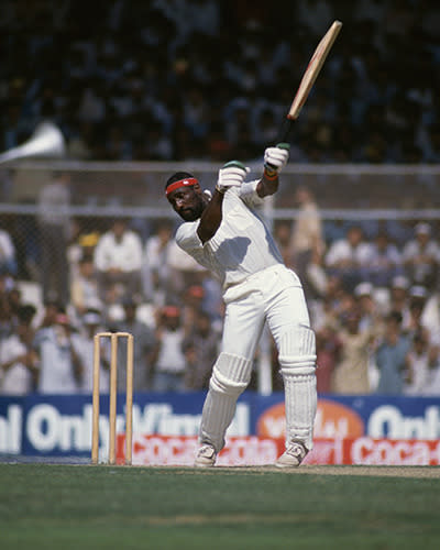 At the 1987 World Cup in Pakistan, Viv Richards showed just how devastating a force he could be, smashing 181 off just 125 balls. His seven sixes and 16 fours took the West Indies to 4-360, the highest total in ODIs at the time. Sri Lanka could only manage 169 in reply.