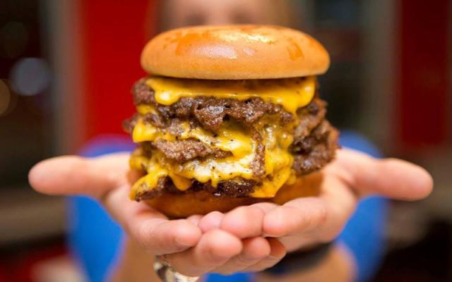 Fantastical Sharing of Recipes: Steak 'n Shake Garlic Double Steakburgers