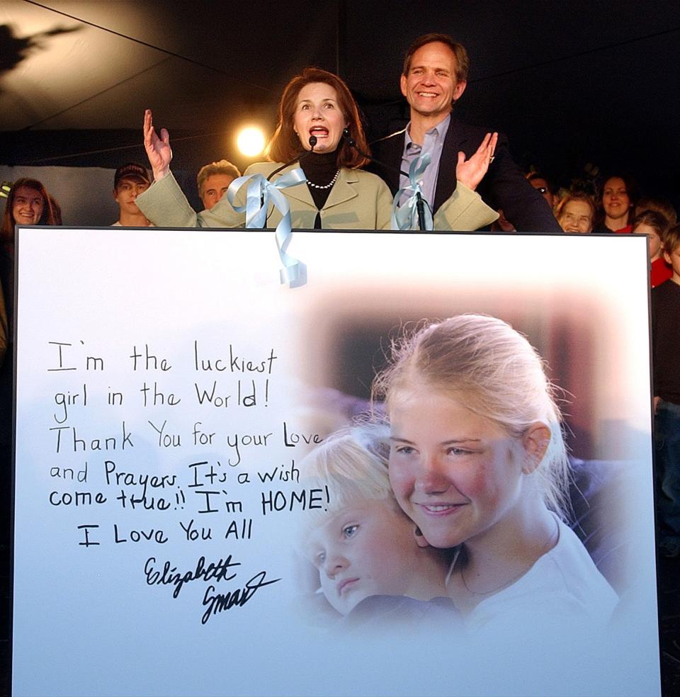 Ed and Lois Smart at a party thrown by the city to celebrate the safe homecoming of their daughter Elizabeth Smart on March 14, 2003.