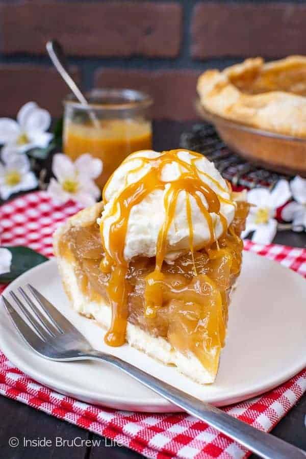 Cheesecake Apple Pie