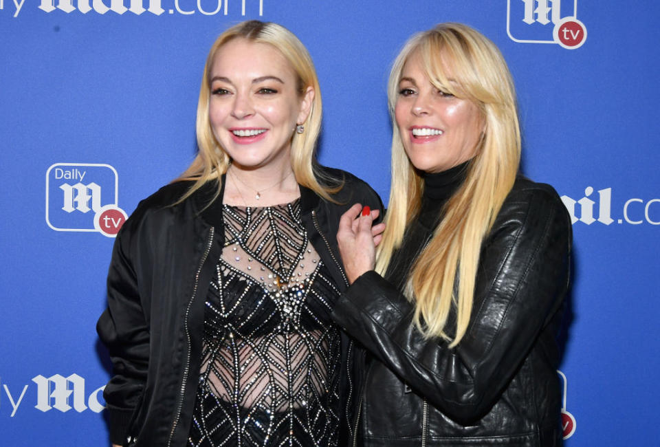 Lindsay Lohan and mom Dina Lohan pictured on Dec. 6, 2017. (Photo: Slaven Vlasic/Getty Images for Daily Mail