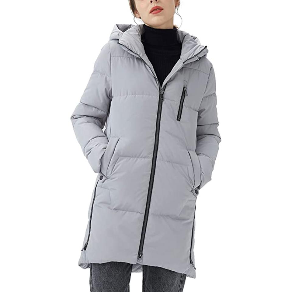 Orolay Women's Stylish Down Jacket Hooded Winter Coat Two-Way Zipper Puffer Jacket