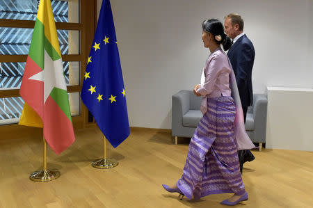 European Council President Donald Tusk meets with Myanmar State Counsellor Aung San Suu Kyi, at the European Council headquarters in Brussels, Belgium May 2, 2017. REUTERS/Eric Vidal