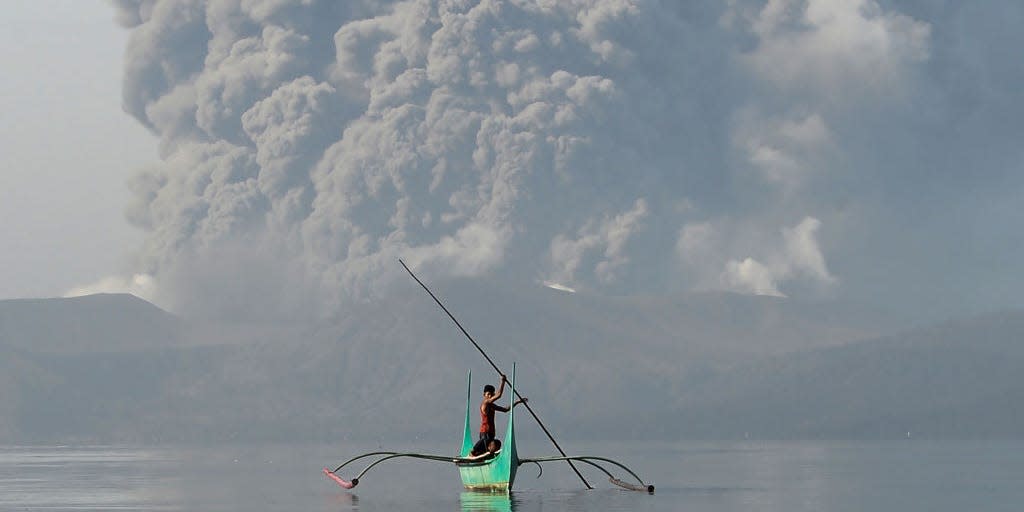 philippines volcano