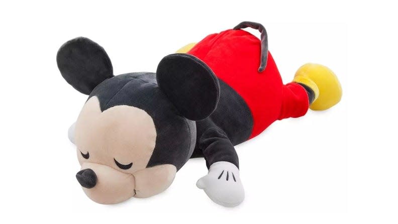 Kids will look forward to nap time with a cozy Mickey like this.