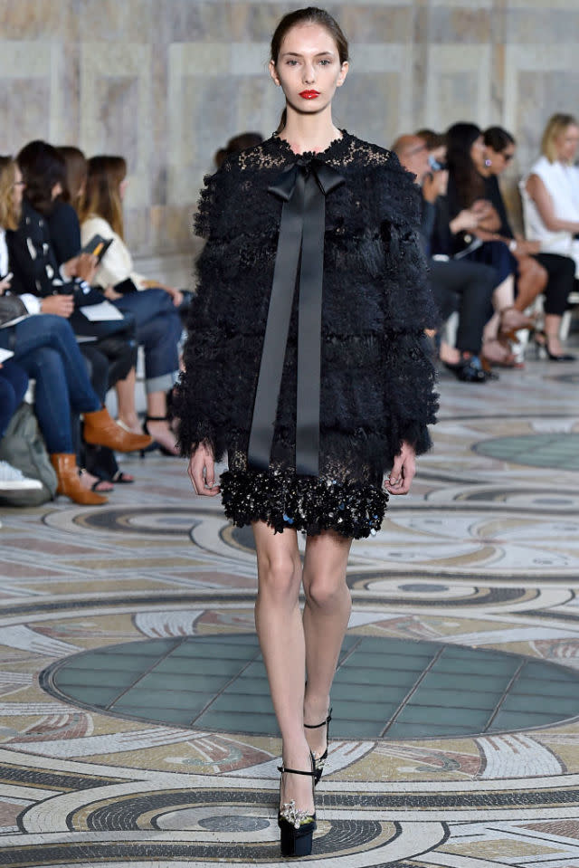 Giambattista Valli Runway