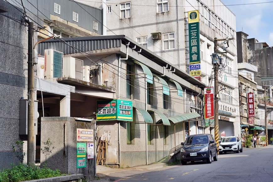 新北三芝｜二號倉庫咖啡館・藝文空間