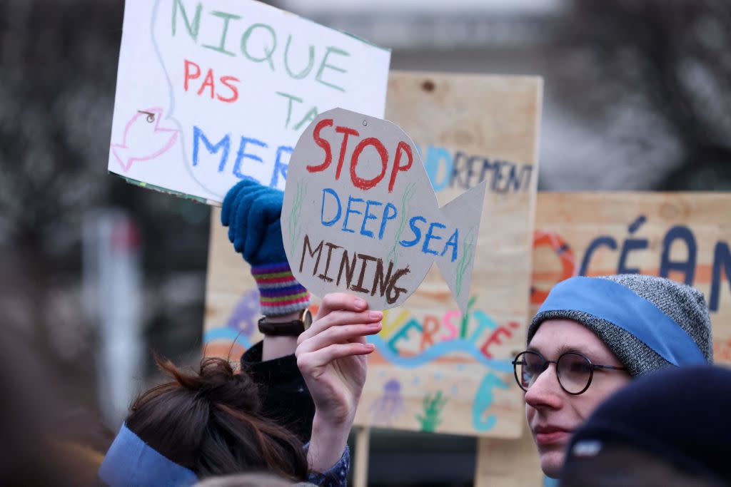 BELGIUM-ENVIRONMENT-CLIMATE-DEMO-SEA