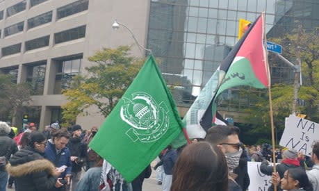 Hamas flag at a rally in Toronto on Oct 10 as claimed by B'Nai Brith in their article