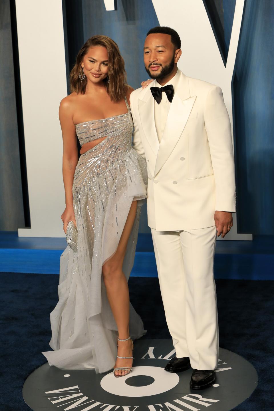 Chrissy Teigen, John Legend at the after-party for Vanity Fair Oscar Party - Arrivals 3, Wallis Annenberg Center for the Performing Arts, Beverly Hills, CA March 27, 2022. Photo By: Priscilla Grant/Everett Collection