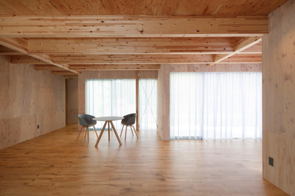 Upper floor of the Dentistry in the Forest clinic features a full-fledged living space, or a potential addition to the clinic itself.