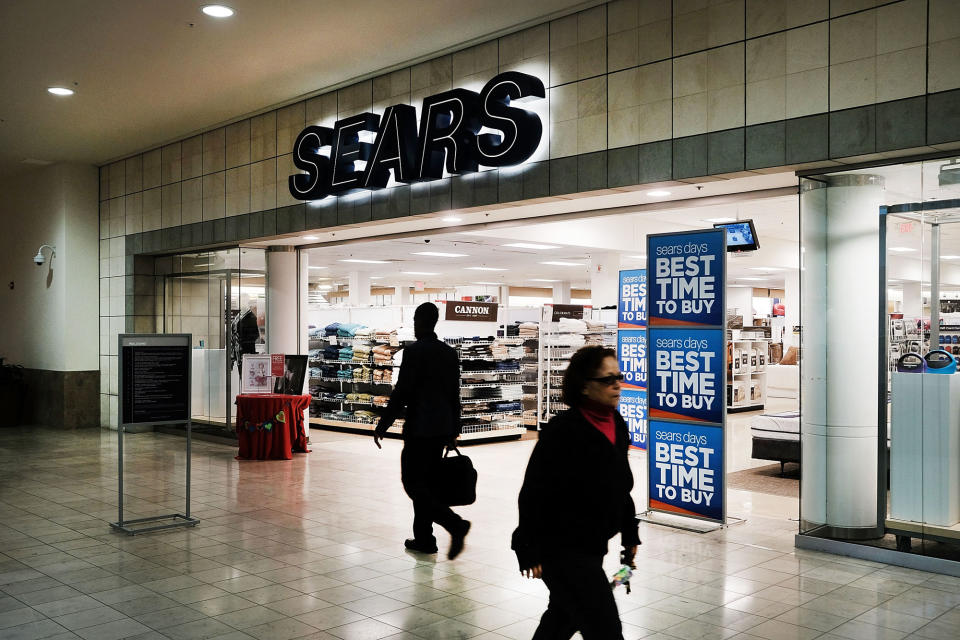 Sears' total first-quarter sales declined 20.3 percent, to $4.30 billion, coming in slightly higher than what analysts were anticipating.