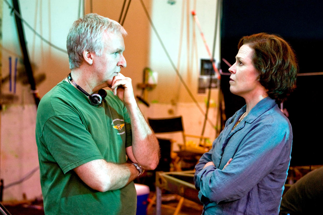 James Cameron and Sigourney Weaver on the set of <em>Avatar.</em> (Photo: Mark Fellman/20th Century Fox/Courtesy Everett Collection)