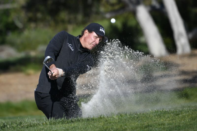 PGA: AT&T Pebble Beach Pro-Am - Final Round