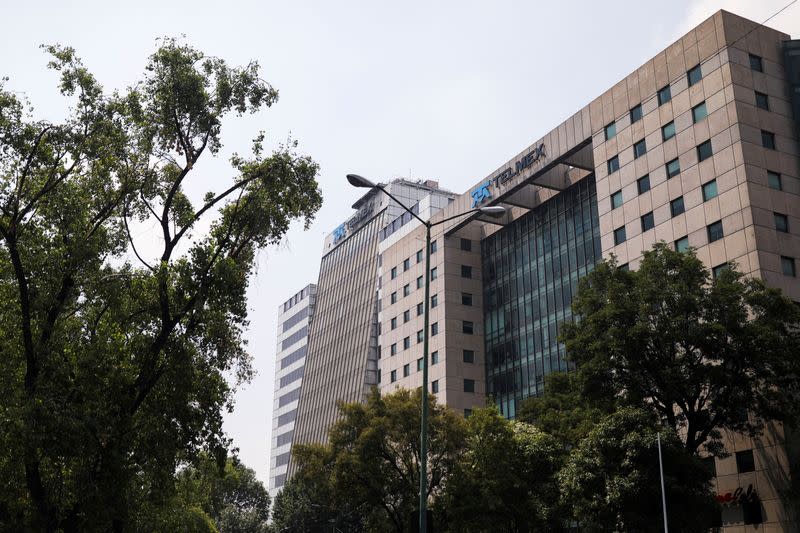 Workers continue to strike at Mexican magnate Slim's Telmex