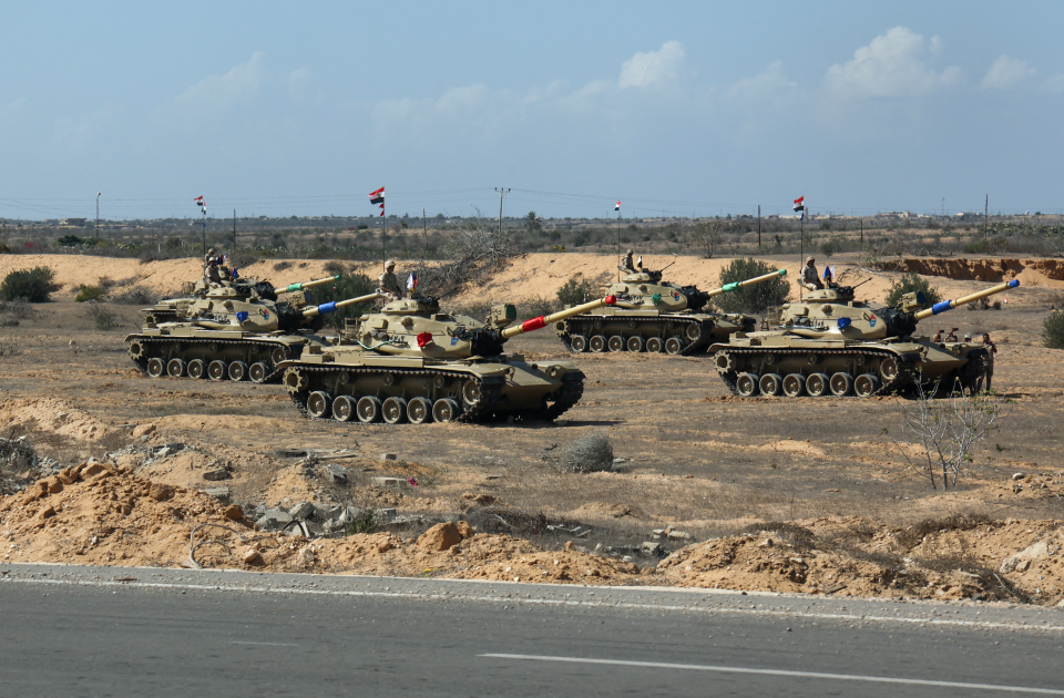 Egyptian tanks near the border (REUTERS)