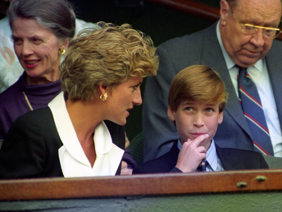 HE PRINCESS OF WALES WITH HER ELDEST SON PRINCE WILLIAM IN THE ROYAL BOX ON CENTRE COURT FOR THE LADIES SINGLES FINAL