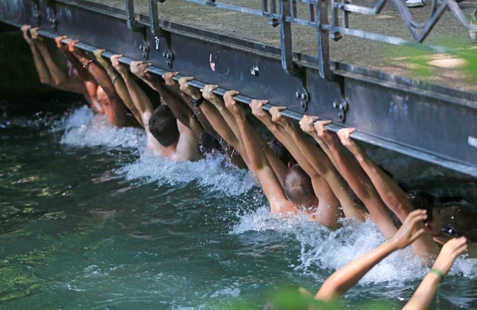 35 Photos That Capture Europe’s Sweltering Heatwave