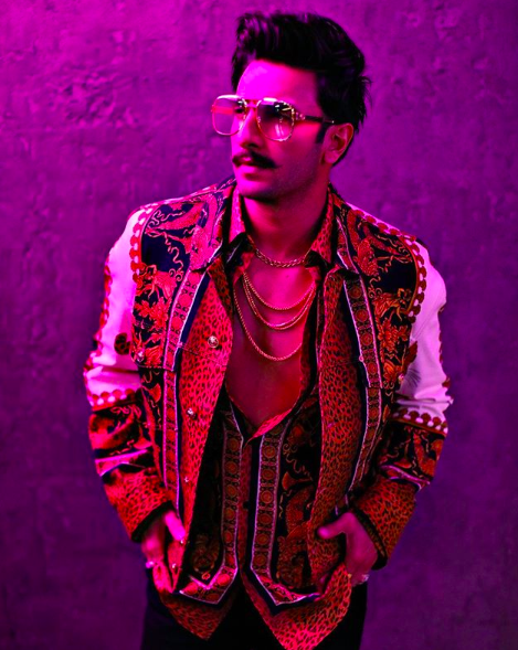 Only Ranveer Singh can pull this off! Simmba boy goes all pink for