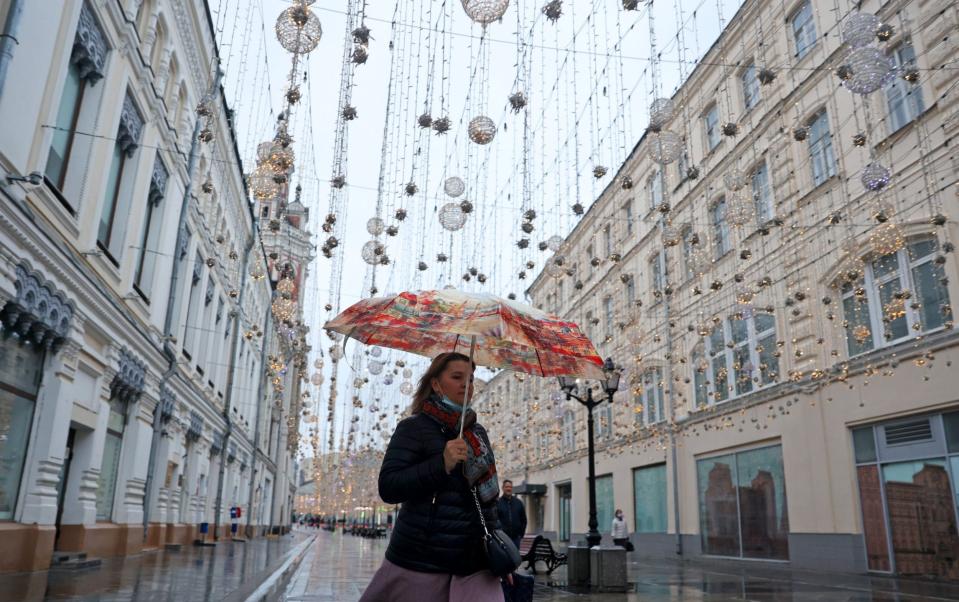 'Feast in a time of plague': Moscow parties like there’s no tomorrow as coronavirus lockdown begins - Sergey Bobylev/Tass via Getty Images