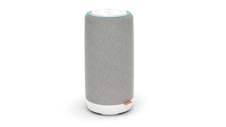 Keine Experimente: Optisch lehnt sich der stoffbespannte Gigaset L800HX (200 Euro) an Smartspeaker und Bluetooth-Lautsprecher an, die bereits auf dem Markt sind. Foto: Gigaset