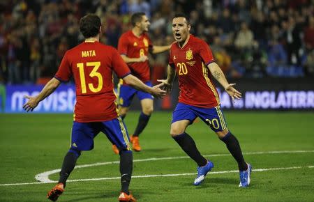 Football - Spain v England - International Friendly - Jose Rico Perez Stadium, Alicante, Spain - 13/11/15 Santi Cazorla celebrates after scoring the second goal for Spain Reuters / Sergio Perez