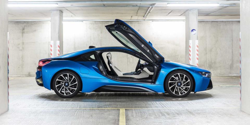 BMW i8   3