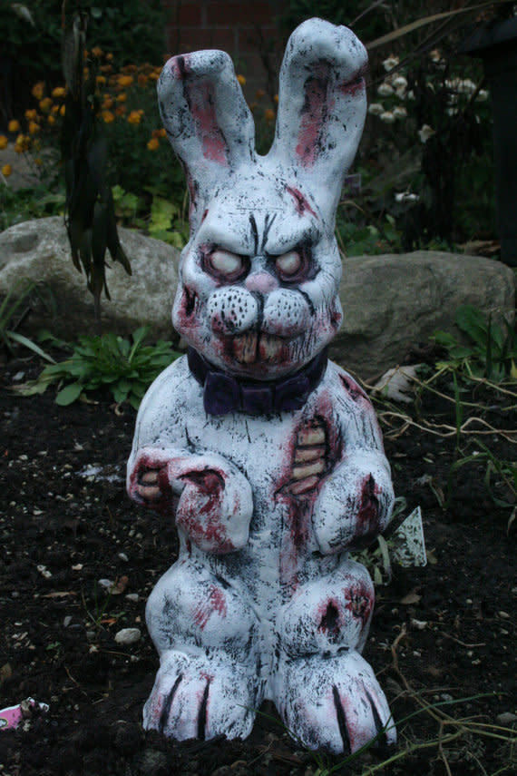 También idearon un conejo zombie. Lo bautizaron Peter cola podrida.