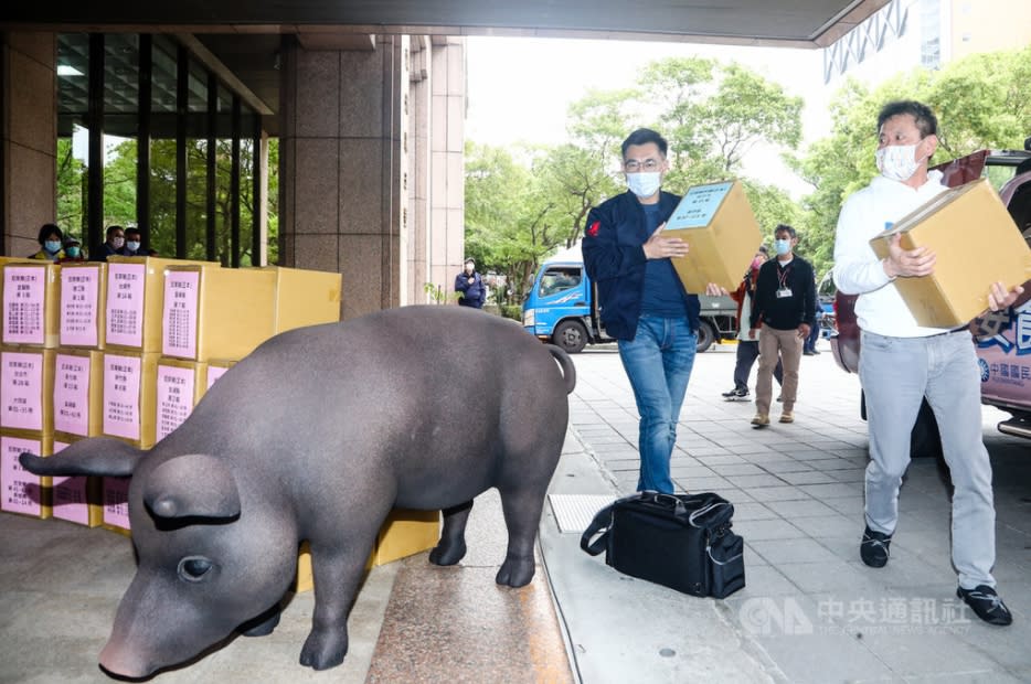 國民黨發起「反萊豬」、「公投綁大選」公投案。（檔案照）