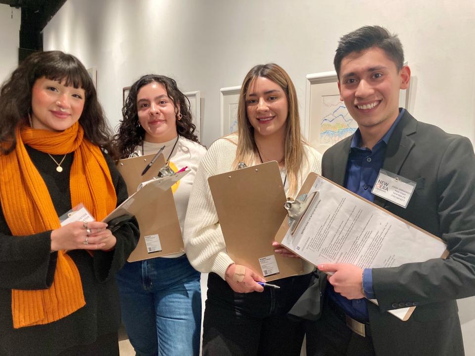 From left to right: Victoria Acuña, Andrea Arreola Soria, Jennifer Arreola Soria and Jorge Hernández collect signatures for a pro-abortion constitutional amendment at Blo Back Gallery on Jan. 23, 2024.