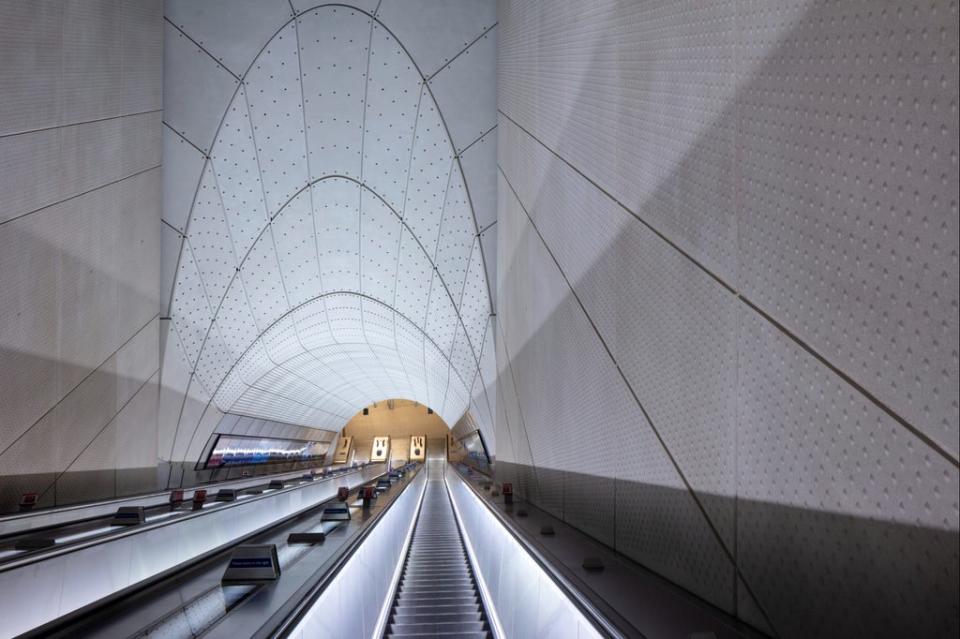 Clean lines: Whitechapel station (Crossrail)