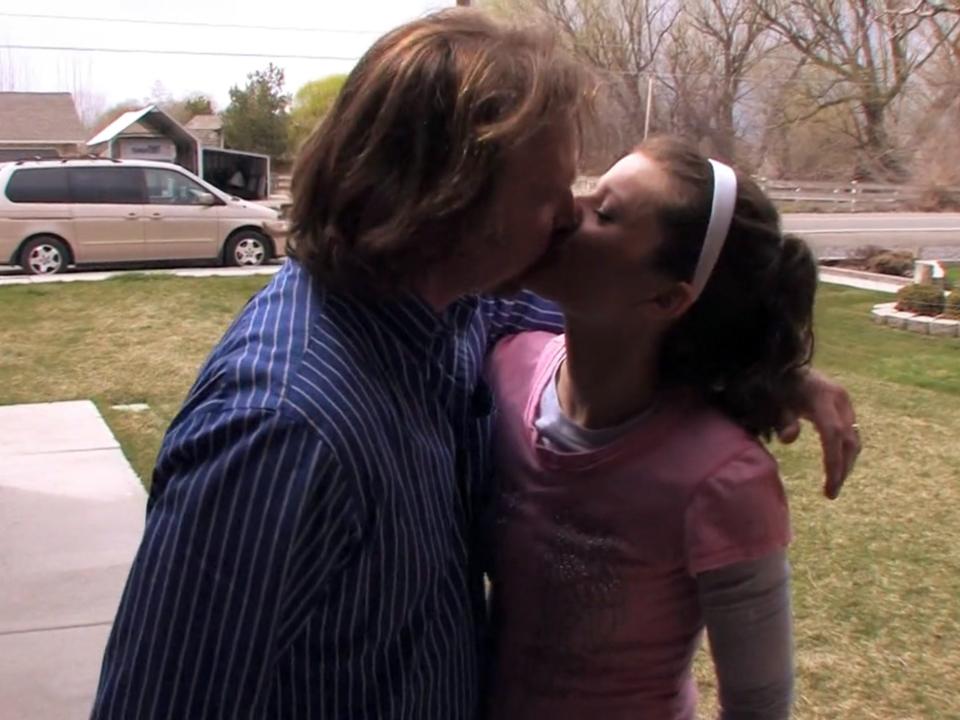 Kody and Robyn kissing on "Sister Wives."