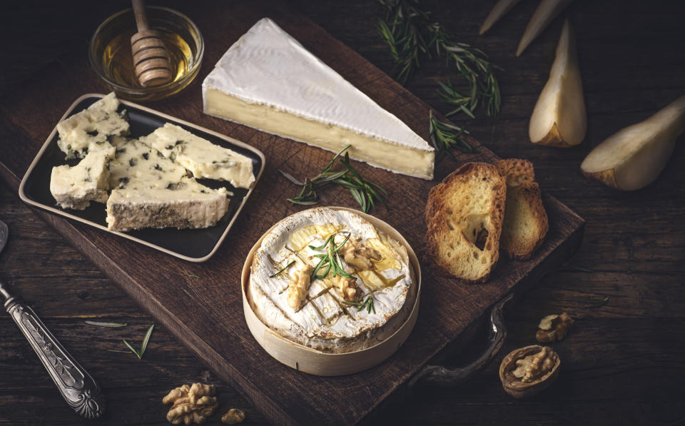 Was wären Brie, Camembert oder Roquefort ohne den köstlichen Schimmel? (Bild: Getty Images)