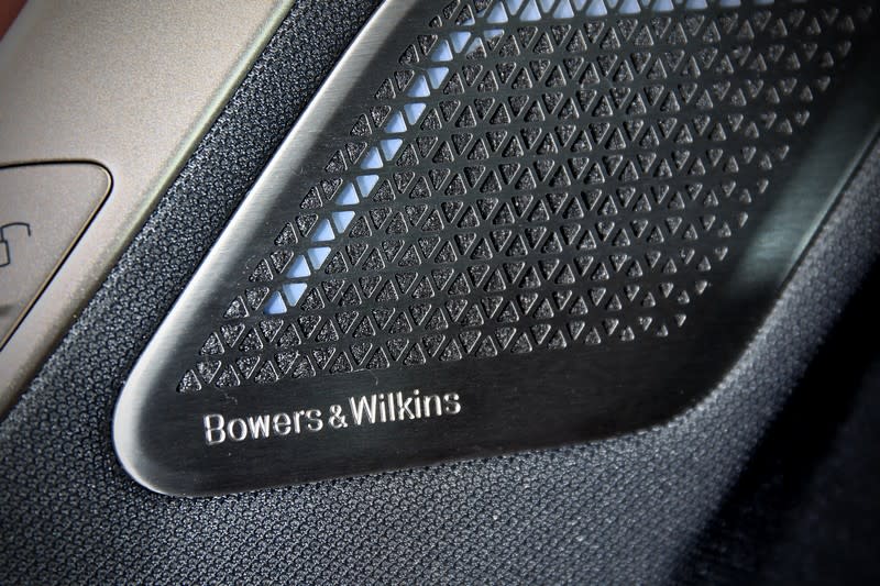iX xDrive50配備Bowers&Wilkins音響系統及30支揚聲器。