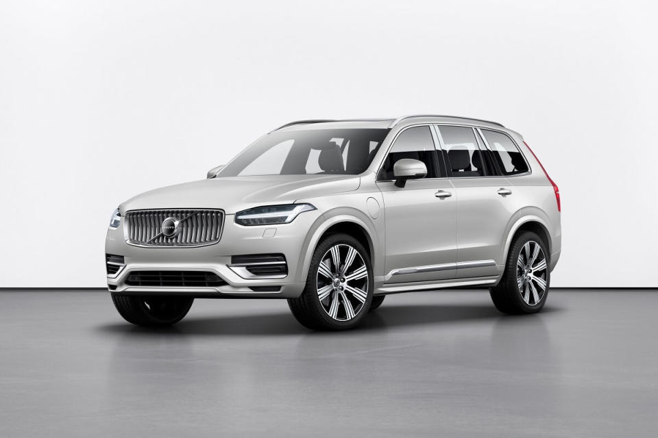 248334_Refreshed_Volvo_XC90_Inscription_T8_Twin_Engine_in_Birch_Light_Metallic.jpg