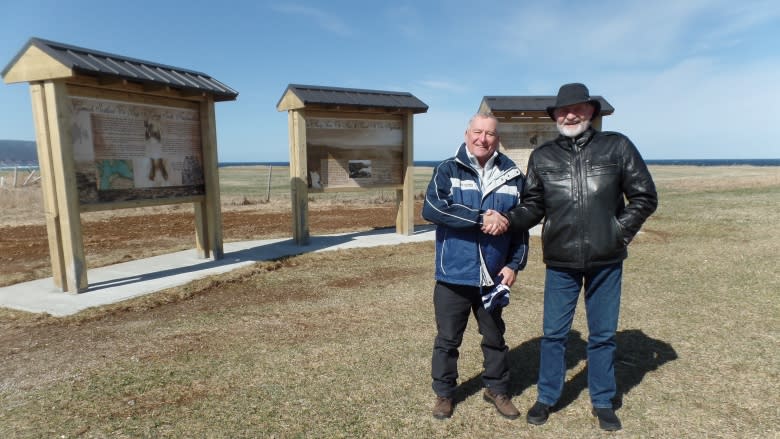 Stowaways thrown off ship near N.L. remembered by descendants 150 years later