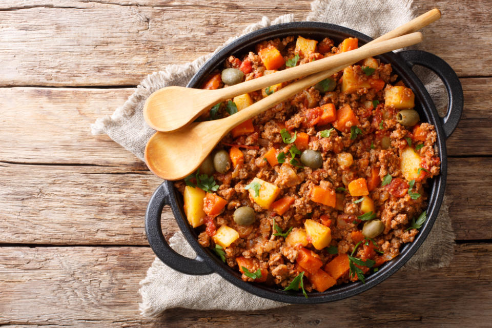 Picadillo, una receta con carne molida clásica de las cocinas mexicanas