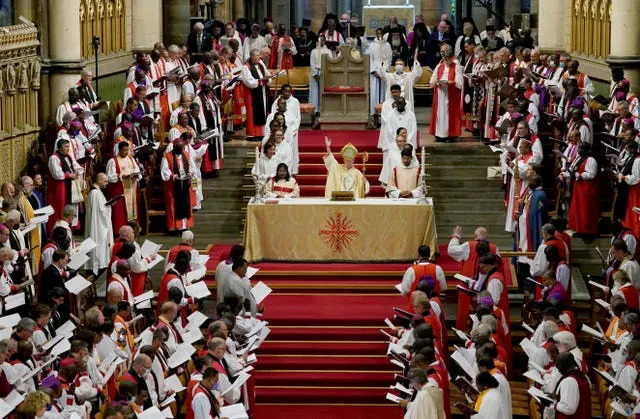 El Arzobispo de Canterbury Justin Welby dirige el servicio de apertura de la 15ª Conferencia de Lambeth en la catedral de Canterbury