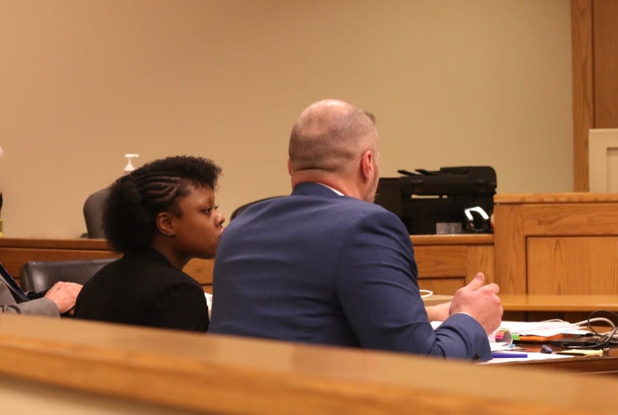 <strong><em>Sapora Walton looks on during testimony at her murder trial in Jonesborough, Tenn. (Photo: WJHL)</em></strong>