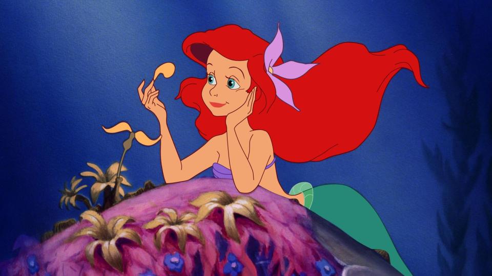 Dass Arielle eine Meerjungfrau ist und sich in einen menschlichen Prinzen verliebt - das weiß wohl jeder. Aber wie heißt noch mal Arielles Tochter? Anlässlich des 30. Jahrestags des Kinostarts des zauberhaften Disney-Films können Sie hier ihr Wissen testen - zu "Arielle" und vielen anderen unsterblichen Filmklassikern! (Bild: Disney)