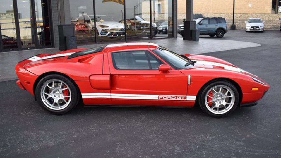 2006 Ford GT - Credit: Sarchione Auto Gallery