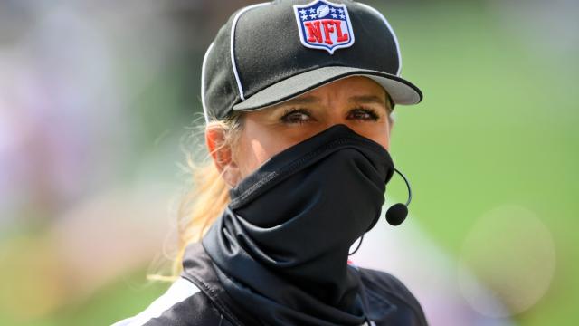 Nfl Official Sarah Thomas Makes History With Super Bowl Appointment 