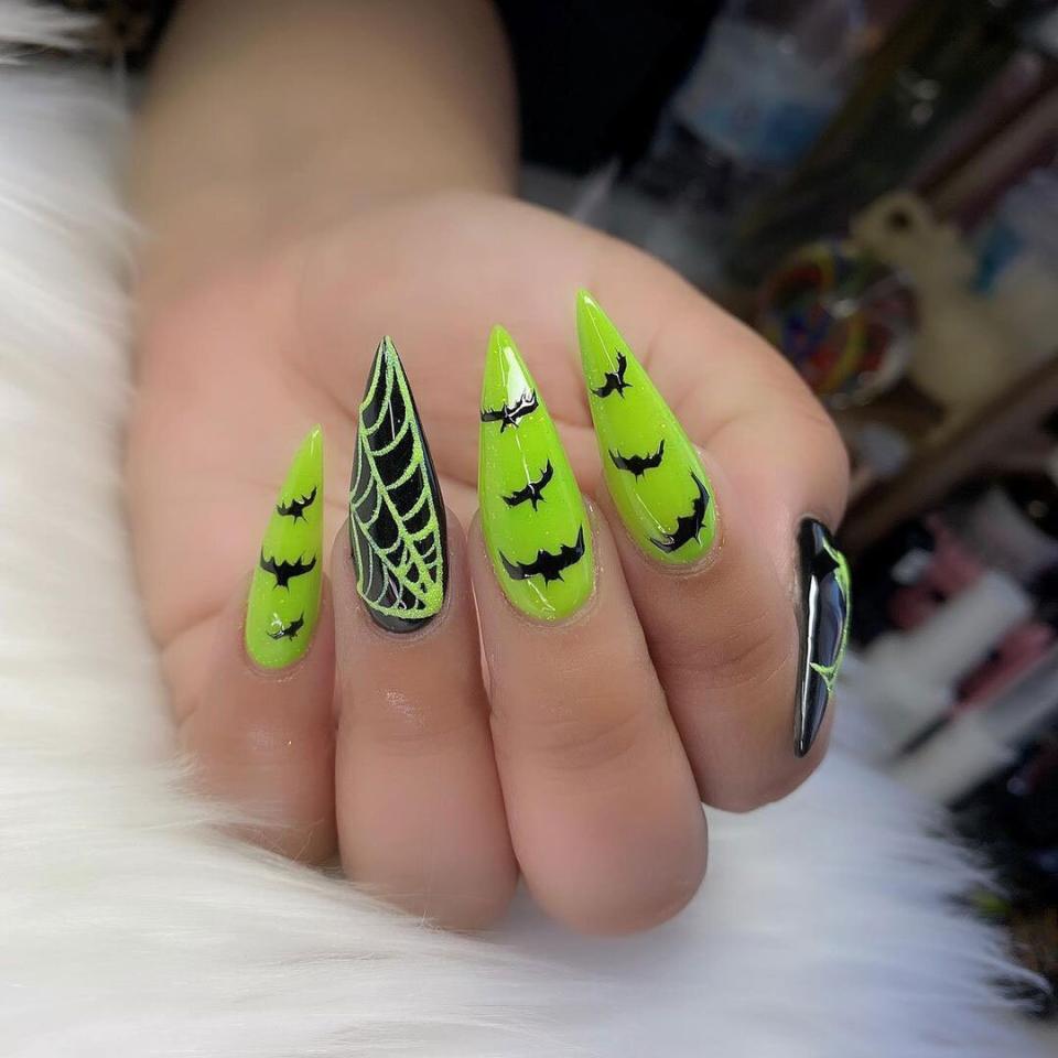 Halloween Nails - Taurus